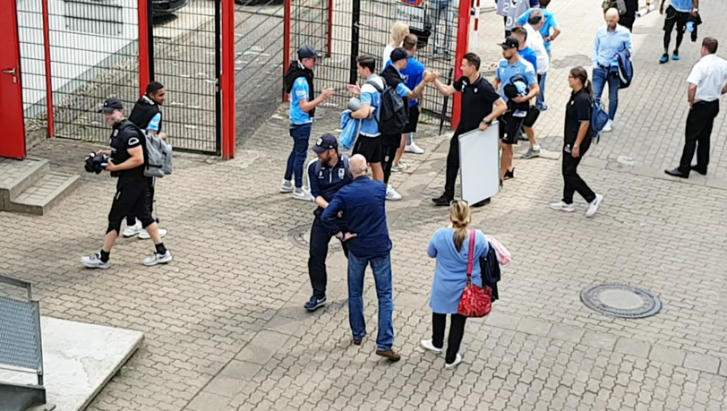 Fokussiert: Die Löwen kommen in Völklingen an. Fokussiert: Die Löwen kommen in Völklingen an.