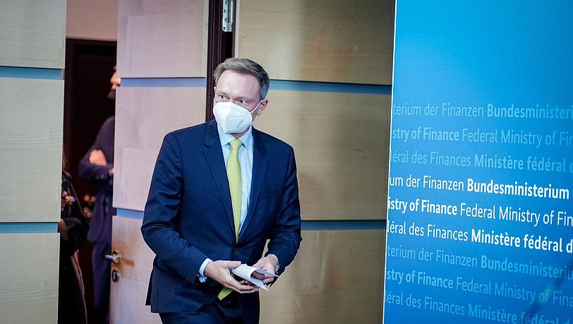 Bundesfinanzminister Christian Lindner (FDP) geht davon aus, dass die "Spannungslage"  mit Russland länger anhalten wird.