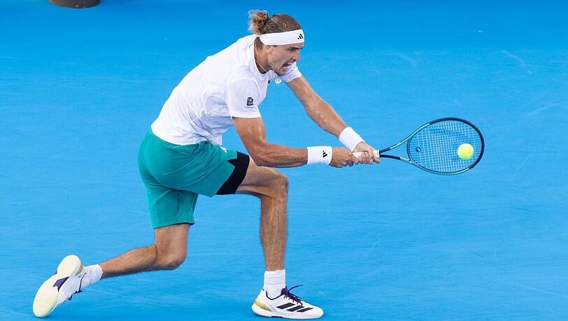 Alexander Zverev schied im Mixed-Wettbewerb der US Open früh aus. (Archivbild)