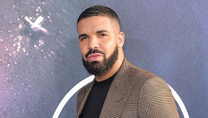Rapper Drake will sich gegen eine mutmaßliche Stalkerin wehren. Rapper Drake will sich gegen eine mutmaßliche Stalkerin wehren.