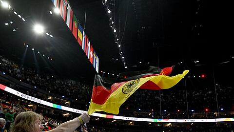 Knapp 20.000 Zuschauer sorgten in der ausverkauften Lanxess Arena für Stimmung.
