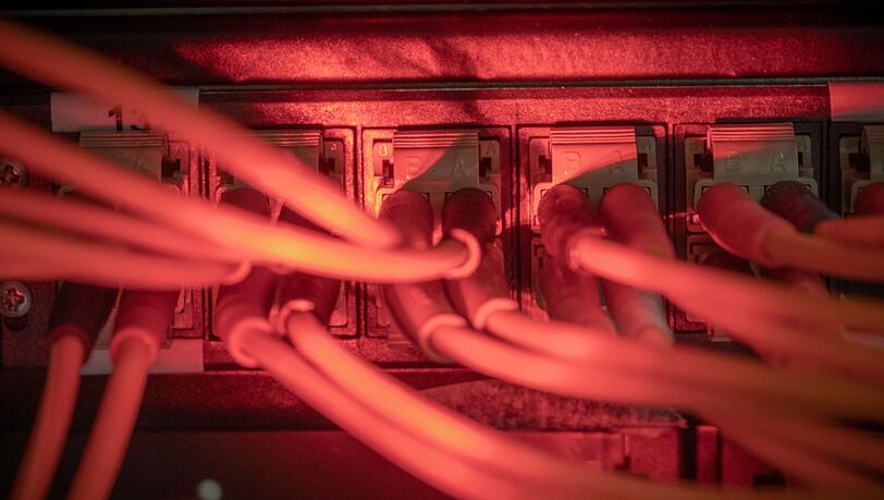 Proukrainische Hacker reklamieren für sich, die IT-System der größten russischen Fluggesellschaft Aeroflot durch einen Angriff lahmgelegt zu haben. (Symbolbild) Proukrainische Hacker reklamieren für sich, die IT-System der größten russischen Fluggesellschaft Aeroflot durch einen Angriff lahmgelegt zu haben. (Symbolbild)