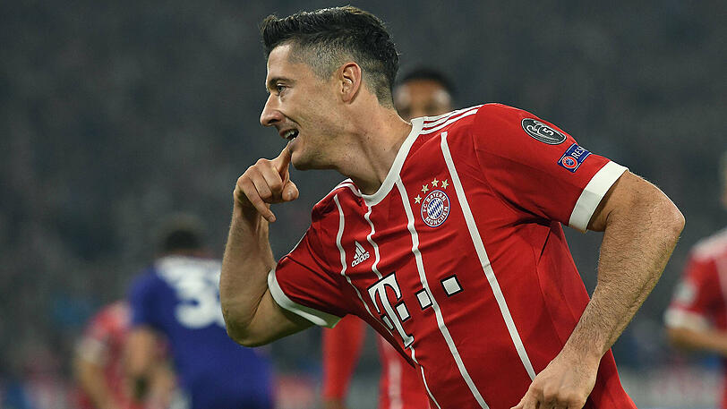 Robert Lewandowski brachte den FC Bayern gegen Anderlecht per Elfmeter mit 1:0 in Führung.