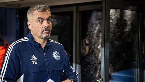 Steht vor einem sehr wichtigen Spiel Schalke: Trainer Thomas Reis.