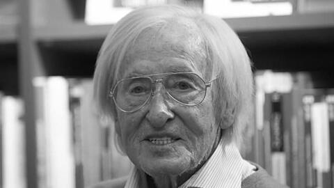 Rudi Gutendorf wird im Guinness-Buch der Rekorde als Trainer mit den meisten internationalen Engagements aufgeführt.