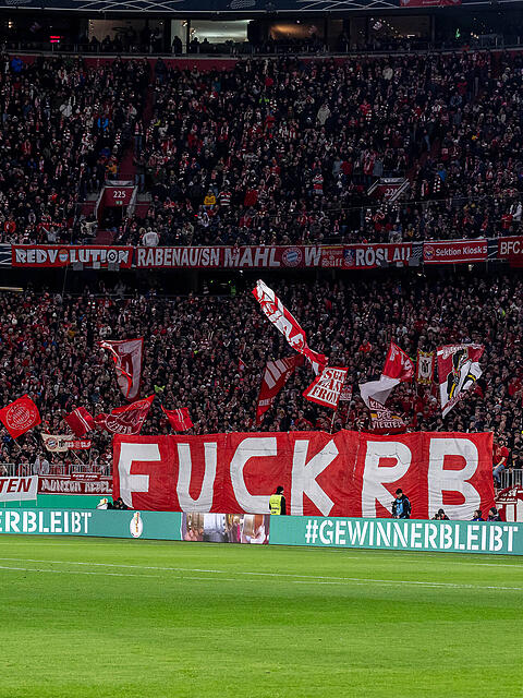 Wenn es um Kommentare auf Reddit geht, greifen die Bayernfans auch schon gerne mal auf Schimpfw&ouml;rter zur&uuml;ck. (Symbolbild)
