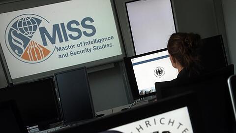 Es ist der geheimste Masterstudiengang Deutschlands: "Intelligence and Security Studies" (MISS) - auf deutsch: "Geheimdienst- und Sicherheitsstudien".