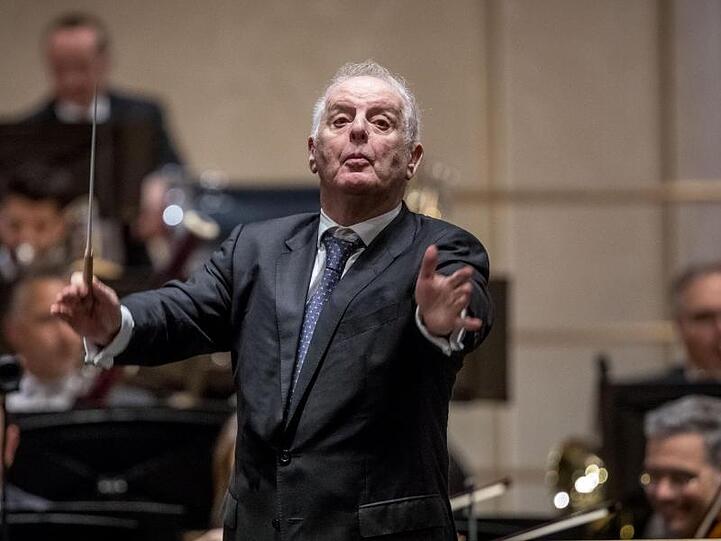 Daniel Barenboim spielte im Goldenen Saal des Musikvereins mit den Wiener Philharmonikern ein Klavierkonzert von Mozart.