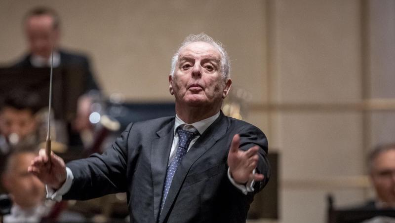 Daniel Barenboim spielte im Goldenen Saal des Musikvereins mit den Wiener Philharmonikern ein Klavierkonzert von Mozart. Daniel Barenboim spielte im Goldenen Saal des Musikvereins mit den Wiener Philharmonikern ein Klavierkonzert von Mozart.