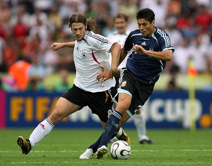 Torsten Frings absolvierte bis zum Halbfinale alle Spiele von Beginn an. Für das Halbfinale gegen Italien war er wegen eines Handgemenges während des Viertelfinals gegen Argentinien gesperrt. Vier Jahre später wurde er vom Bundestrainer nicht mehr berücksichtigt. Inzwischen ist Torsten Frings Co-Trainer beim SV Werder Bremen unter Victor Skripnik.