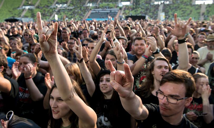 Festivalbesucher am Samstag bei Rockavaria in München.