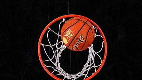Die Bamberger Basketballer haben einen weiteren neuen Spieler verpflichtet.
