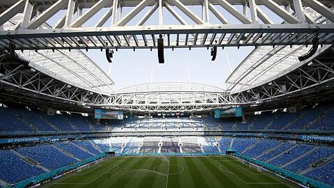 Das EM-Stadion in St. Petersburg. Die Corona-Zahlen steigen vor dem Viertelfinale in der Stadt deutlich an.