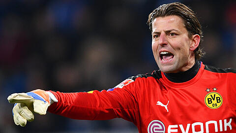 Roman Weidenfeller hat seinen Vertrag beim BVB um ein Jahr verlängert.