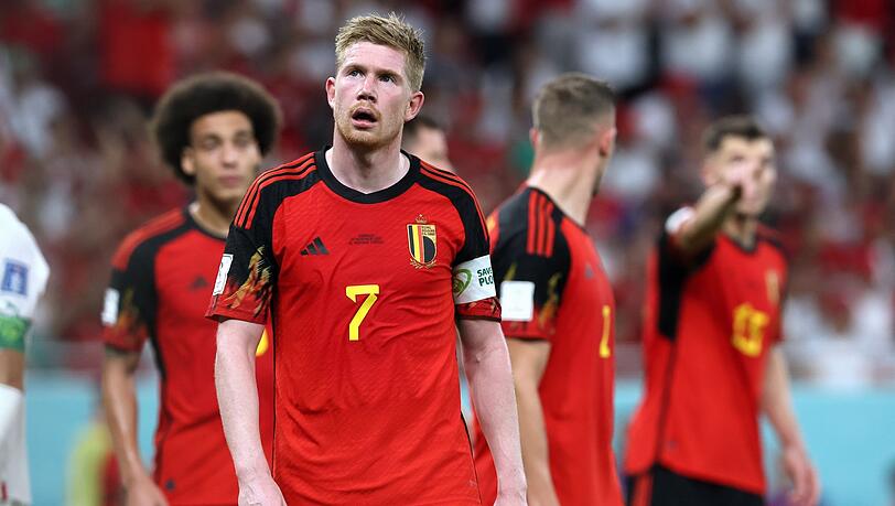 Die Belgier um Kevin De Bruyne (v.) verloren gegen Marokko.