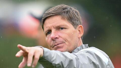 Steht mit Frankfurt in Antwerpen unter Druck: Eintracht-Coach Oliver Glasner.