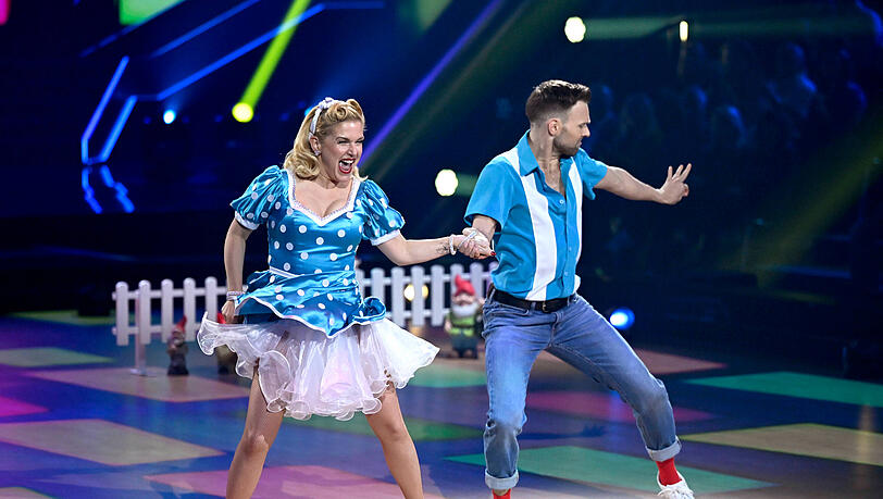 Bei "Let's Dance" 2025 tauschte Jeanette Biedermann das Mikrofon gegen Tanzschuhe ein. Bei "Let's Dance" 2025 tauschte Jeanette Biedermann das Mikrofon gegen Tanzschuhe ein.