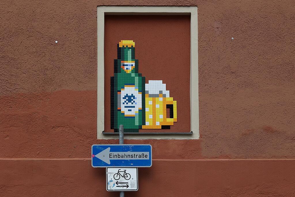 Street Art von Invader in München Alle 18 Kunstwerke entdeckt