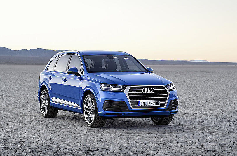 Einen Q7 3.0 TDI quattro tiptronic fahren ...