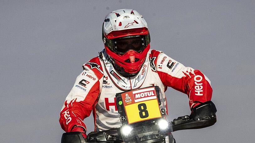 Der portugiesische Motorradpilot Paulo Goncalves kam auf der siebten Etappe von Riad nach Wadi Al Dawasir in Folge eines Sturzes ums Leben.