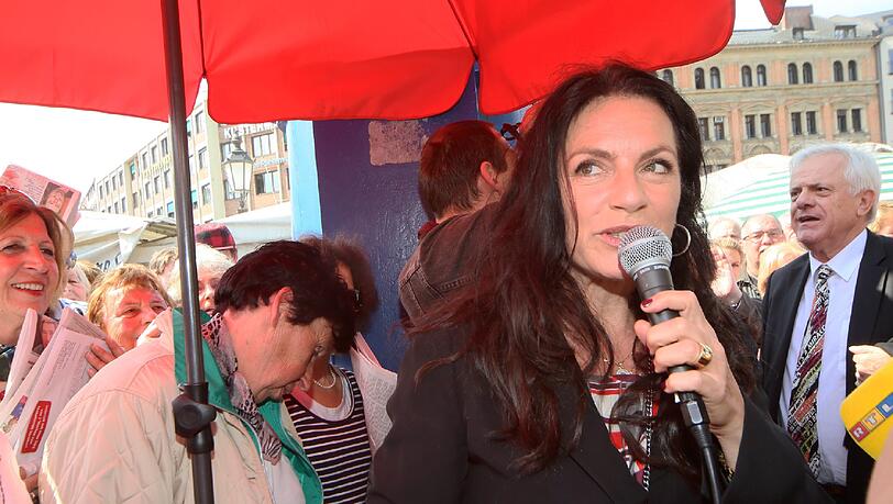 Im Einsatz für die Abendzeitung: Christine Neubauer. Im Einsatz für die Abendzeitung: Christine Neubauer.
