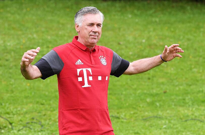 "Die Spieler sind das Wichtigste, nicht die Berater und Trainer", sagt Bayern-Trainer Carlo Ancelotti.