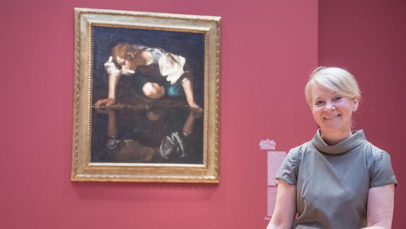 Museums-Direktorin Ortrud Westheider vor dem Caravaggio-Gemälde "Narziss". Museums-Direktorin Ortrud Westheider vor dem Caravaggio-Gemälde "Narziss".