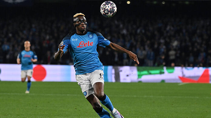 Osimhen ist einer der Top-Kandidaten in der Stürmer-Suche des FC Bayern.