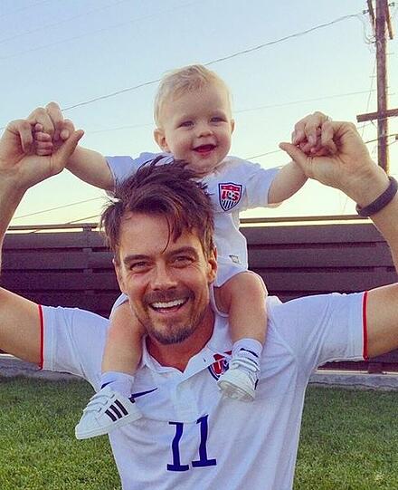 Josh Duhamel, der Mann von Sängerin Fegie, mit seinem Sohn Axl Jack