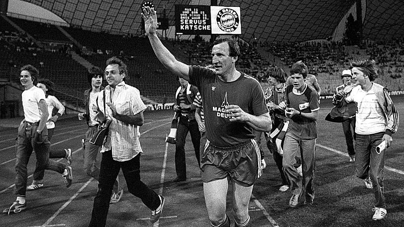 Georg Katsche Schwarzenbeck (2. Juni 1981, FC Bayern &ndash; Deutschland Team 1974 6:4): Ruhiger und torreicher war der Abschied von Katsche, dem legendären Vorstopper, der die Bayern 1974 im Endspiel des Landesmeister-Cups gegen Atlético Madrid mit seinem Treffer in letzter Minute rettete und ein Wiederholungsspiel erzwang. Bei Schwarzenbecks letzter Partie im Olympiastadion ging es gegen die Weltmeister-Mannschaft von 1974.