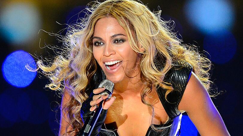 Schreckmoment, der schlimm hätte enden können: Fan sorgt bei Konzert von Beyoncé und Jay-Z für Aufregung.