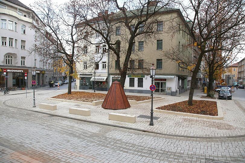 Der neue Wedekindplatz im Überblick.