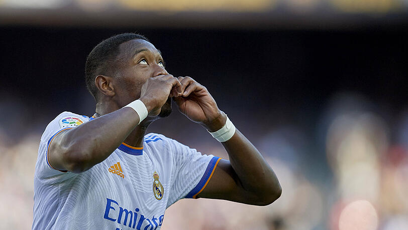 Am 24. Oktober erzielte David Alaba seinen ersten Treffer im Trikot von Real Madrid - ein Traumtor beim 2:1-Sieg im Clásico gegen den FC Barcelona.