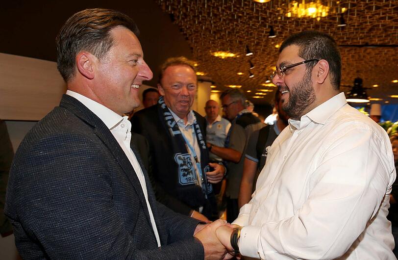 Ein weiteres Treffen steht an: 1860-Trainer Kosta Runjaic (l.) und Investor Hasan Ismaik (r.).