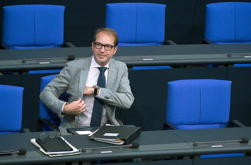 Alexander Dobrindt verändert seine Pläne für die Pkw-Maut
