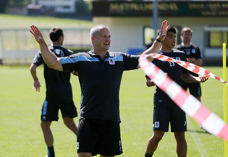 Die Löwen im Trainingslager: Am Dienstag stand eine Life-Kinetik-Trainingseinheit auf dem Programm.