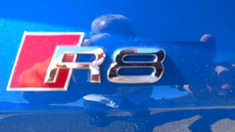 Der neue Audi R8 wirkt noch ein bisschen knackiger und sportlicher als die erste Version. Er kann Komfort und Sport - und alles dazwischen.