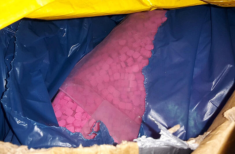 250 Kilo Ecstasy-Pillen - so viele hat der Zoll in ganz Deutschland noch nie auf einen Schlag aus dem Verkehr ziehen können.