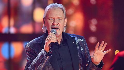 Wird der Dreifach-ESC-Gewinner Johnny Logan ein Weihnachts-Hit-S&auml;nger?