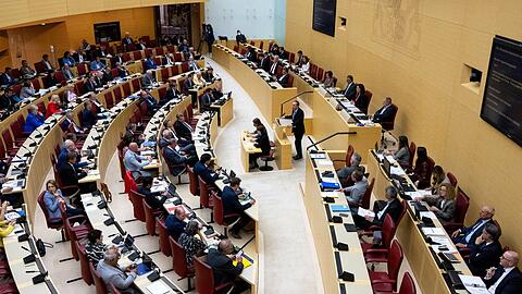 Im bayerischen Landtag wurde am Mittwoch über zwei neue Untersuchungsausschüsse debattiert. (Archivbild)