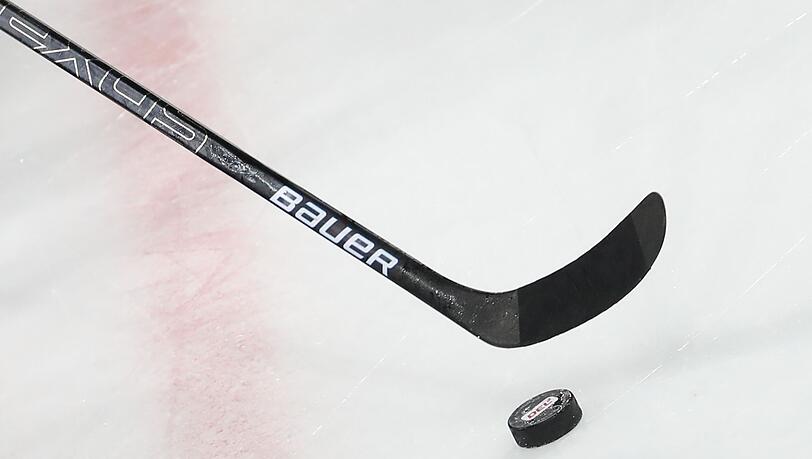 In Nürnberg vom Fußball zum Eishockey: Martin von Vopelius wechselt vom Club zu den Ice Tigers. In Nürnberg vom Fußball zum Eishockey: Martin von Vopelius wechselt vom Club zu den Ice Tigers.