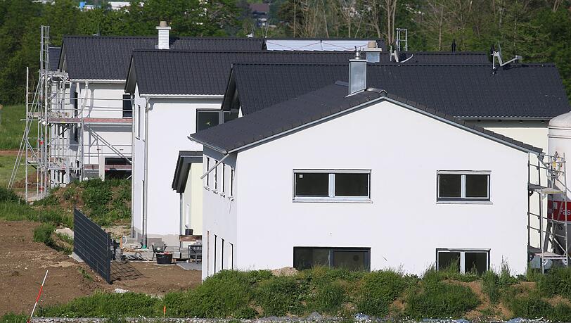 Zum f&uuml;nften Mal in Folge hat die Interhyp untersucht, wie Menschen in Deutschland die Leistbarkeit von Immobilien einsch&auml;tzen. (Symbolbild)