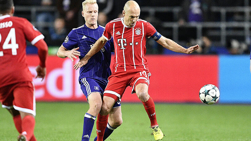 ARJEN ROBBEN - NOTE 4. Zehnter Startelf-Einsatz in Serie für den Kapitän. Konnte sich kaum in Szene setzen. Dann Pech: Verletzte sich nach einem Foul an ihm, musste raus (48.).