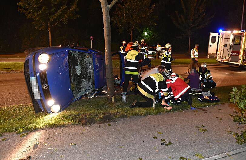 Der Polo landete auf der Seite.