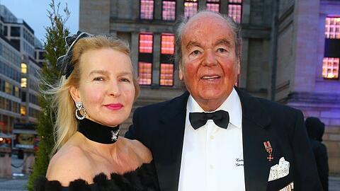 "Der Tod eines geliebten Menschen ist die Zurückgabe einer Kostbarkeit, die uns von Gott nur geliehen wurde": Christina Weyer und ihr Mann Hans-Hermann bei einem Berlinale-Empfang.