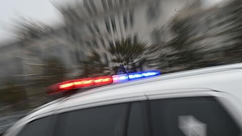 Die Polizei ermittelt gegen den Betreiber und das Küchenpersonal des Kindergartens. (Symbolbild)