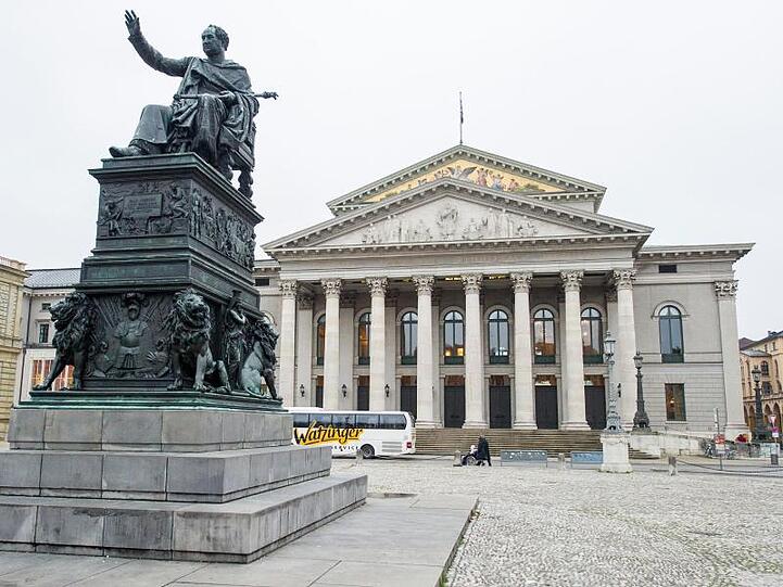 Blick auf die Bayerische Staatsoper. Foto: picture alliance / Marc Müller/dpa/Archivbild