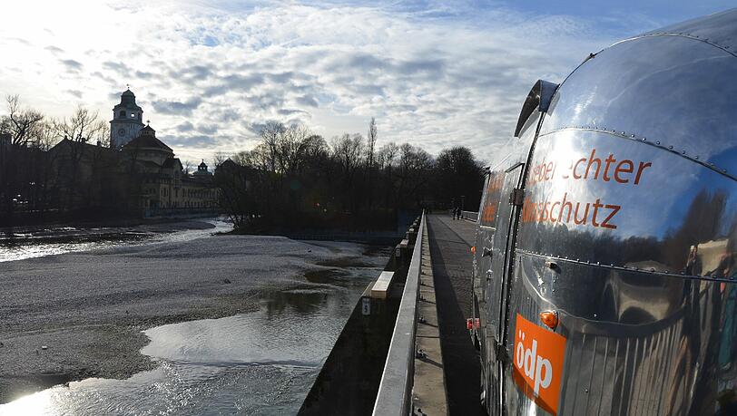 Mit dem sogenannten Lieber-Mobil will die ÖDP auf Wahlkampf-Tour in den Stadtteilen gehen. Mit dem sogenannten Lieber-Mobil will die ÖDP auf Wahlkampf-Tour in den Stadtteilen gehen.