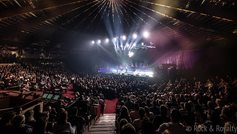 Ausverkauftes Haus: Nino de Angelo machte den kompletten Circus Krone voll Ausverkauftes Haus: Nino de Angelo machte den kompletten Circus Krone voll