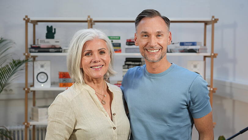 Birgit Schrowange zu Gast im Podcast "Medien Martini". Gastgeber Thomas Gierling trifft darin auf Pers&ouml;nlichkeiten, die die Medienwelt pr&auml;gen: Macher, Vision&auml;re, Kritiker und Kreative.